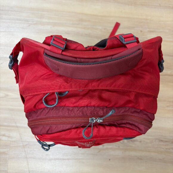 Osprey Pandion Red Hiking Travel Backpack Trampoline Venting Kickstand Bag 24/7 - Picture 2 of 12